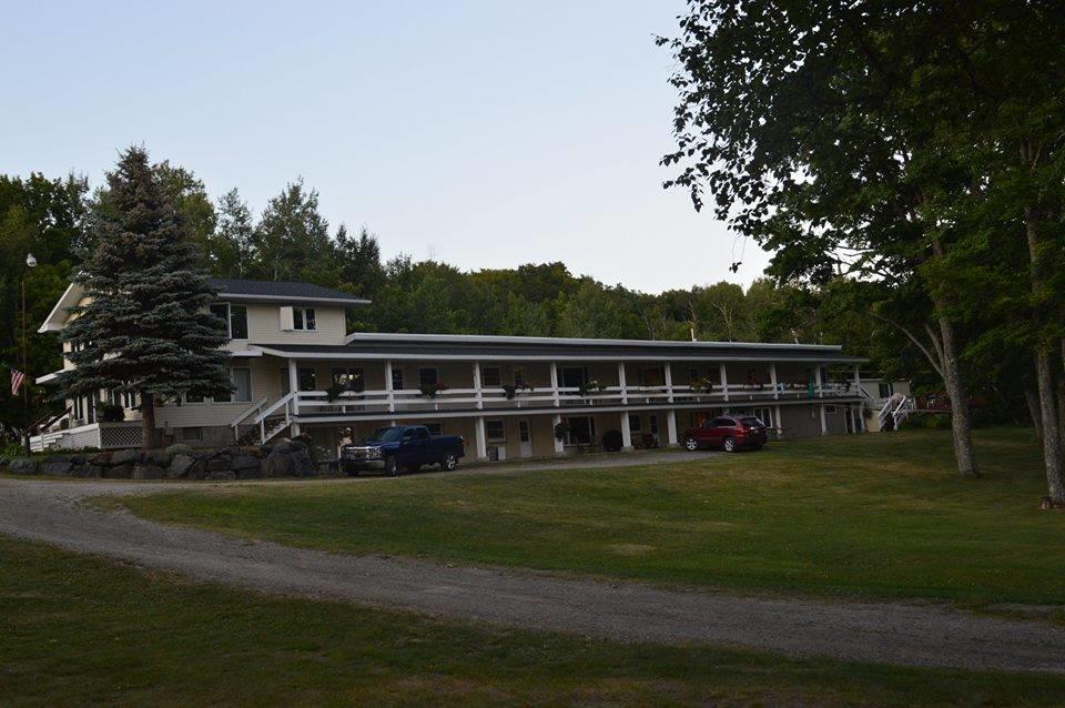 Maple Ridge Resort Michigamme Exterior photo