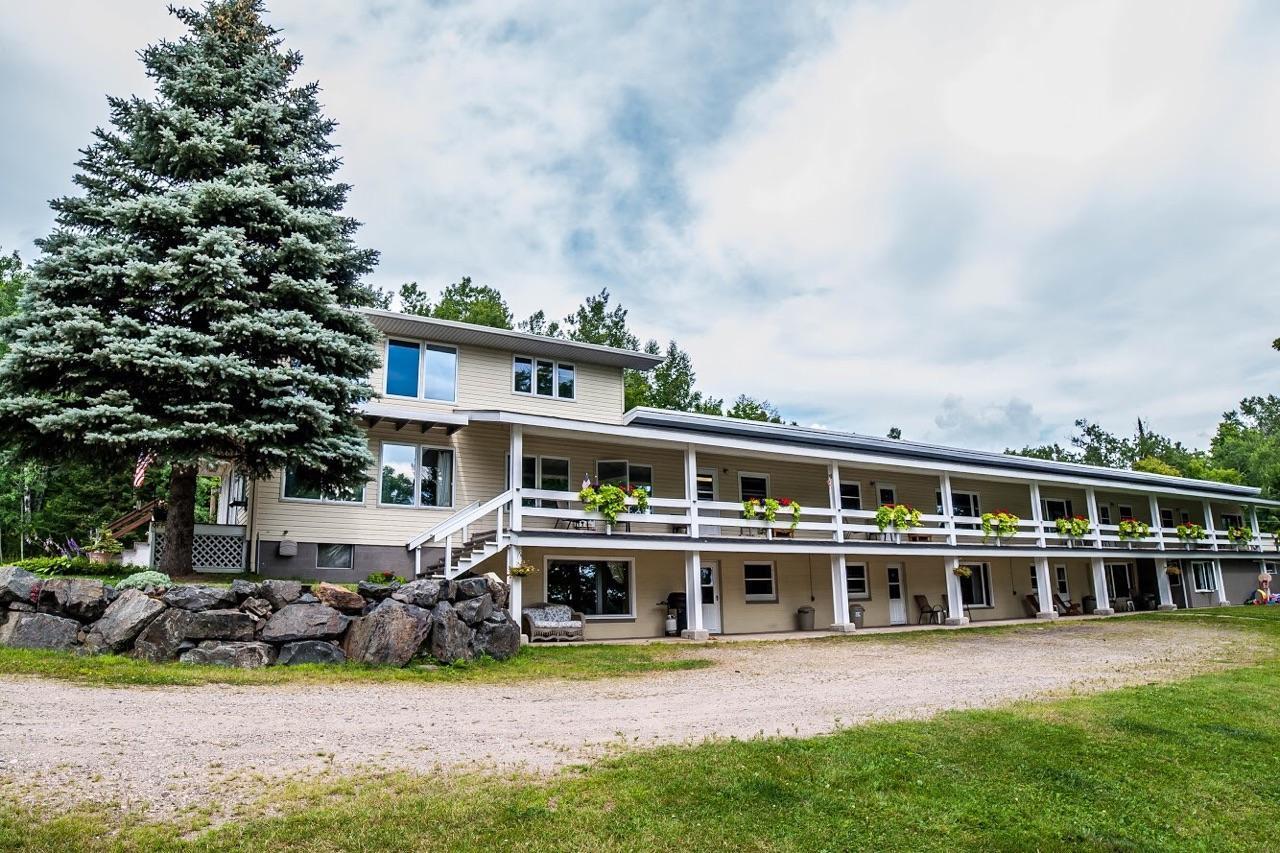 Maple Ridge Resort Michigamme Exterior photo